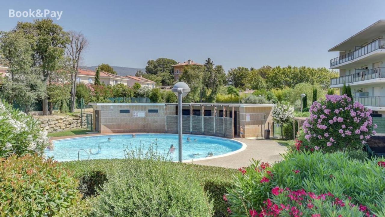 Les Alouettes Studio Avec Terrasse, Garage Et Piscine La Ciotat Luaran gambar